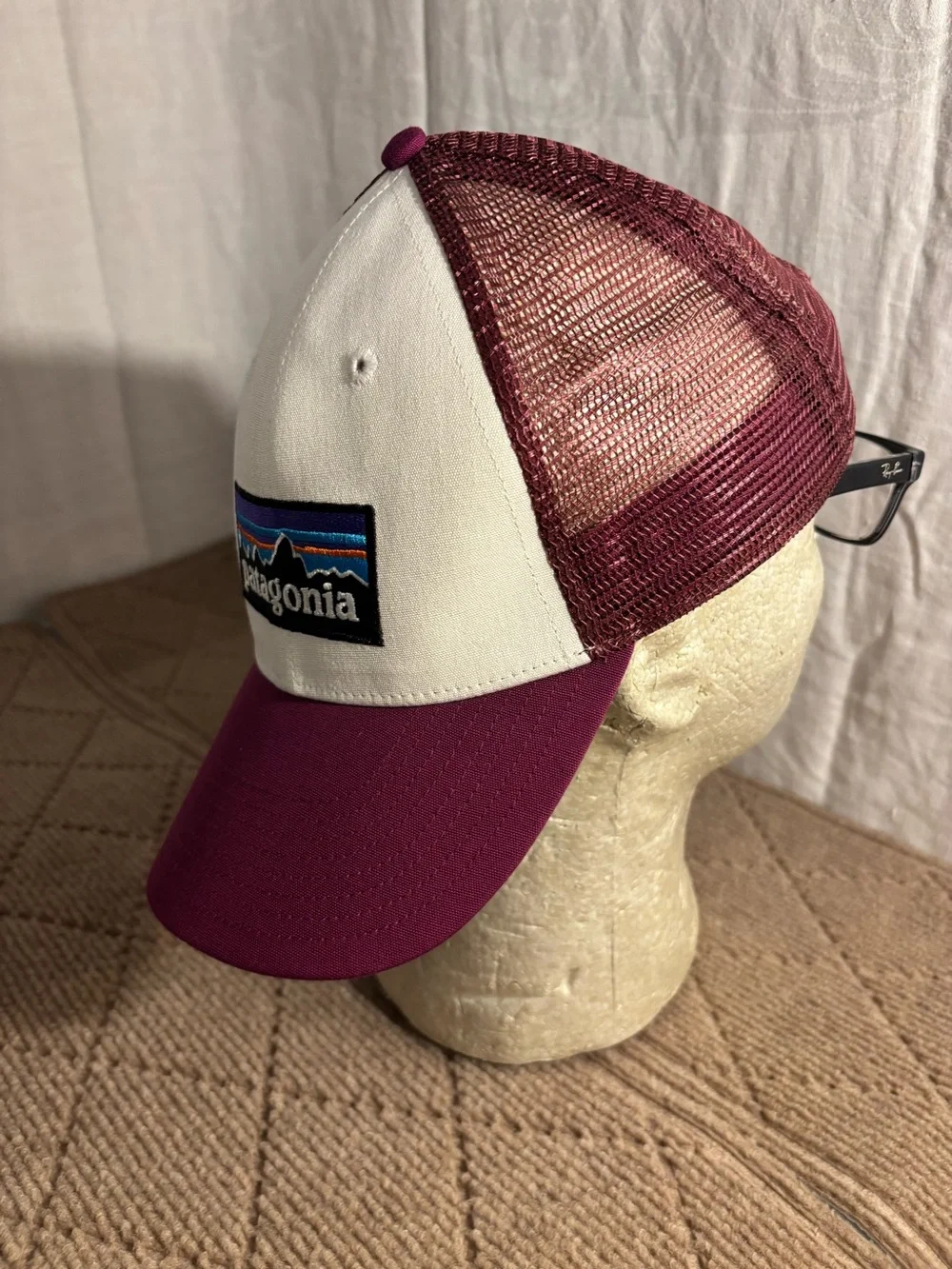 Patagonia trucker hat Maroon and white